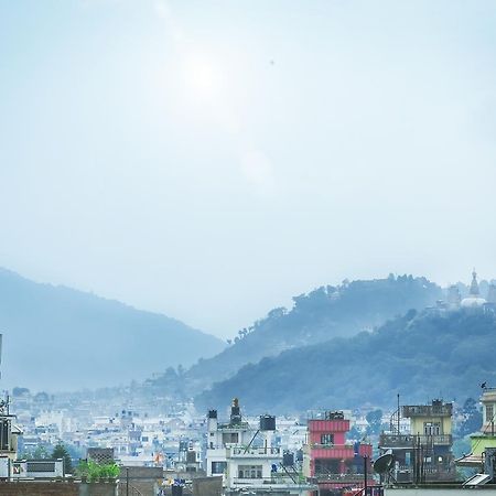 Harati Manor Inn Kathmandu Buitenkant foto