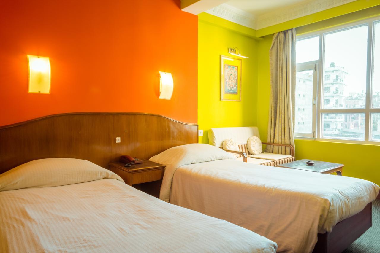 Harati Manor Inn Kathmandu Buitenkant foto