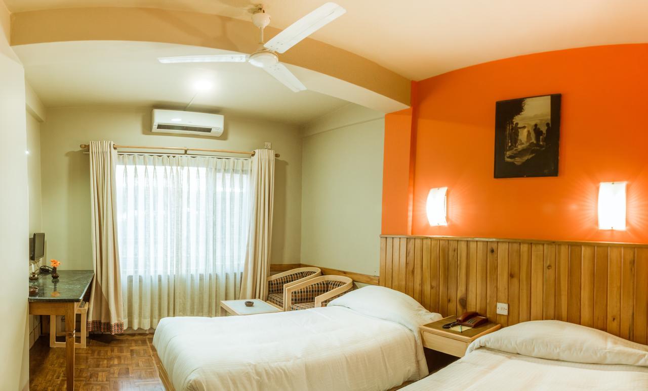 Harati Manor Inn Kathmandu Buitenkant foto