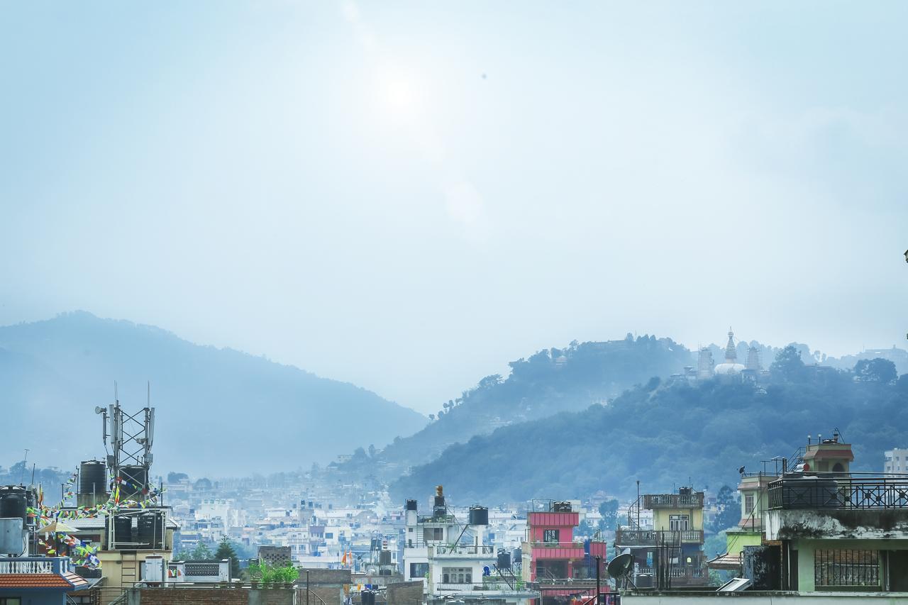 Harati Manor Inn Kathmandu Buitenkant foto